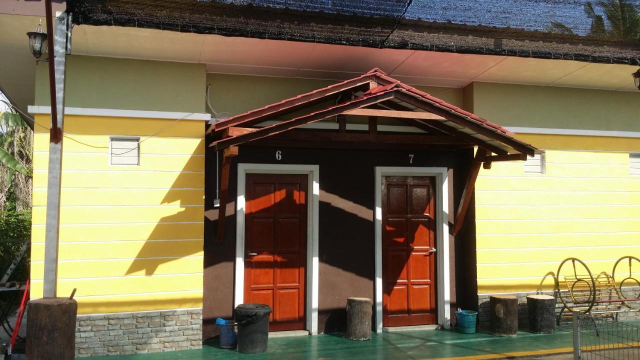 De Sabil Homestay Teluk Panglima Garang Exterior foto