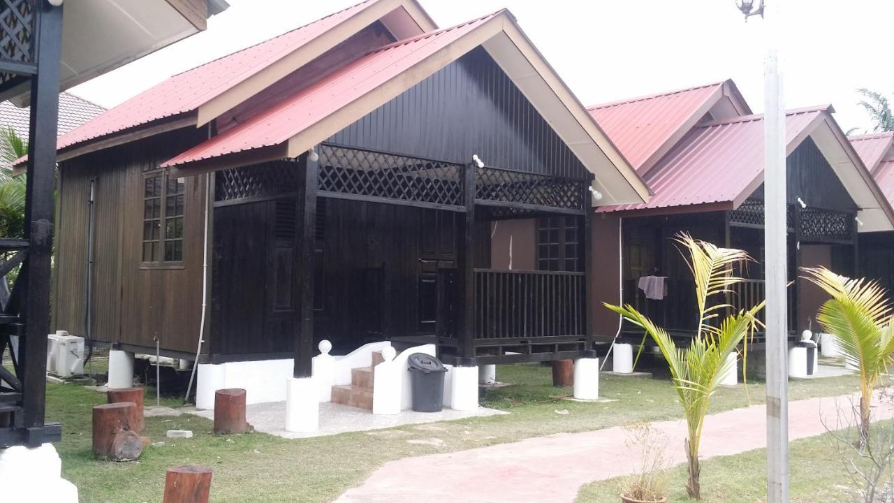 De Sabil Homestay Teluk Panglima Garang Exterior foto